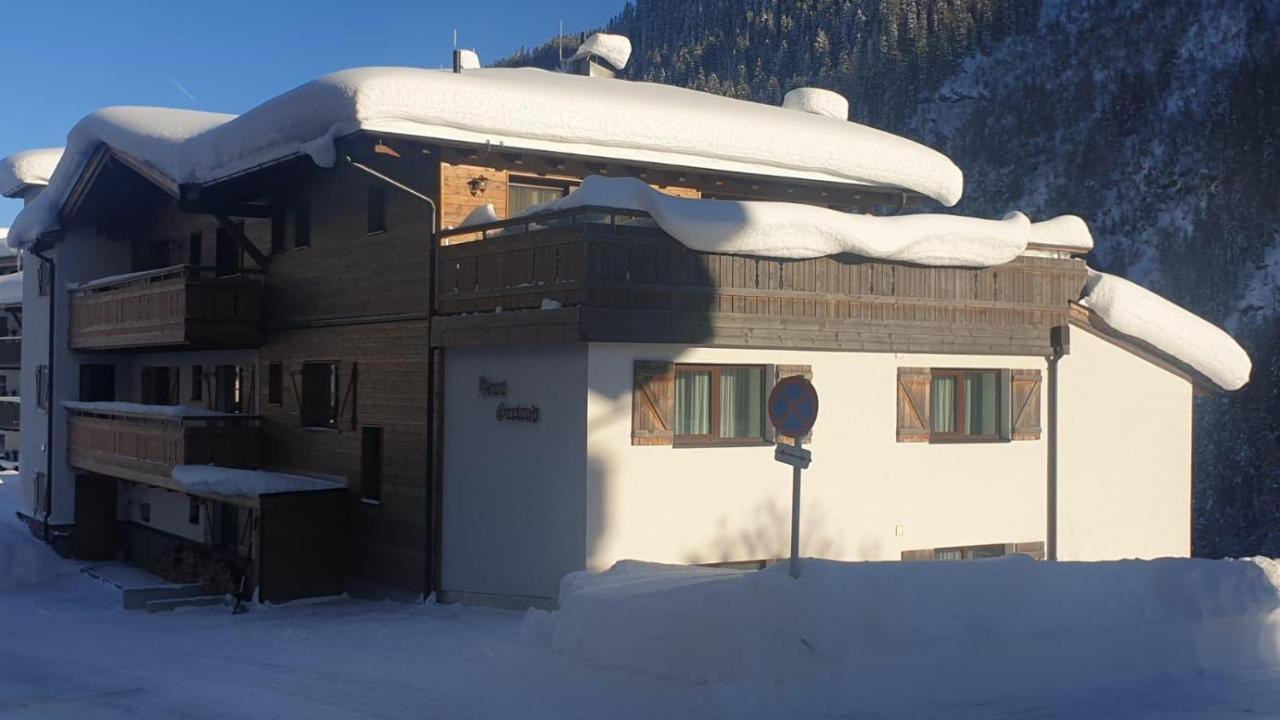 Haus Gertrud Apartamento Sankt Anton am Arlberg Exterior foto